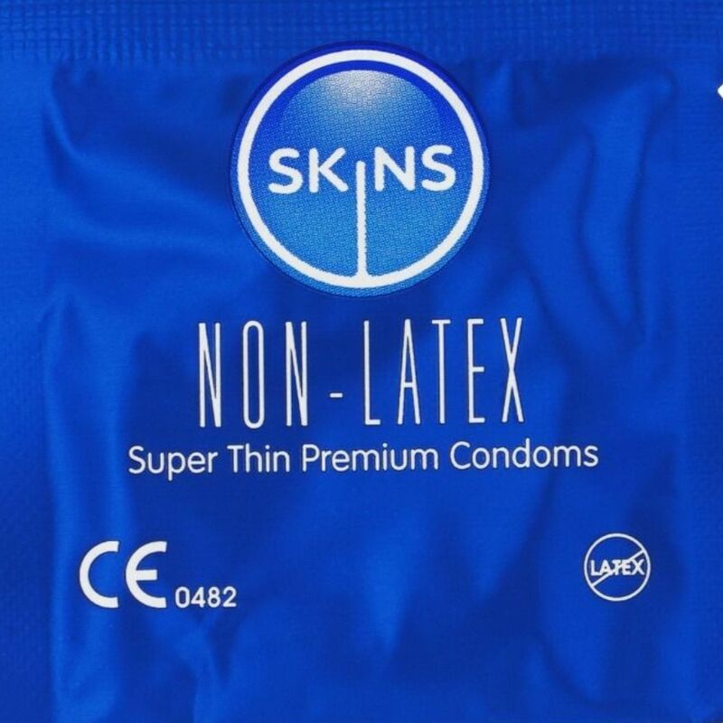 SKINS - LOT DE 4 PRÉSERVATIFS SANS LATEX